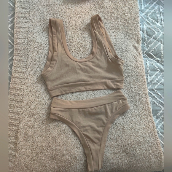 Laina Rauma OG Dance Class Two Piece Set size L in Mocha - Picture 2 of 2